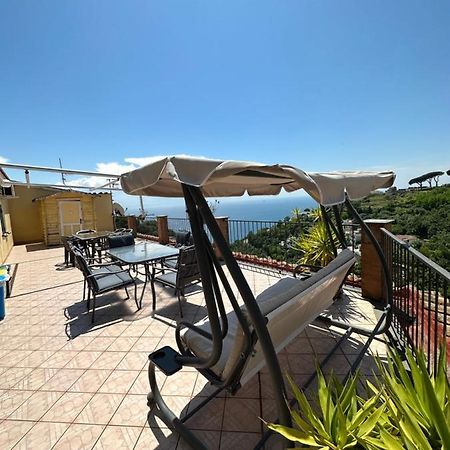 Casa Vittoria Lägenhet Vietri Exteriör bild